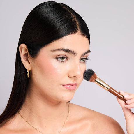 Pantherine D04 Dewy Foundation Brush