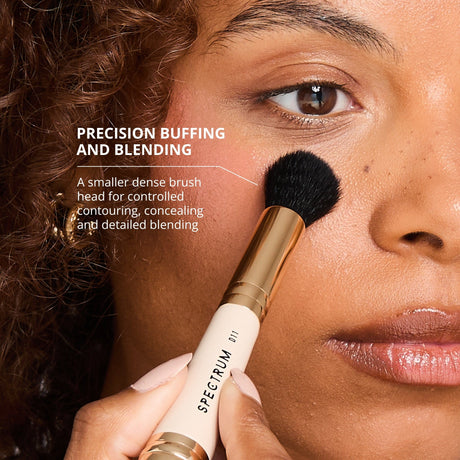 The Buff & Blend Dual-Ended Brush