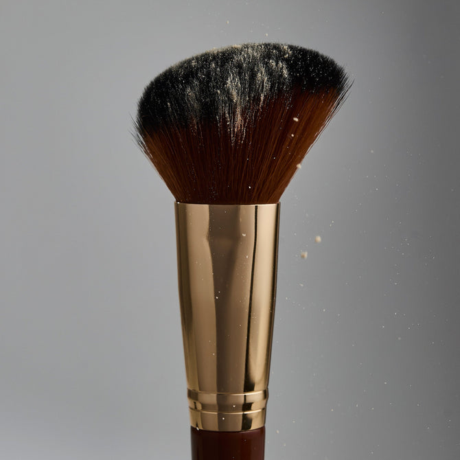 Pantherine Pro A68 Large Angled Powder Brush