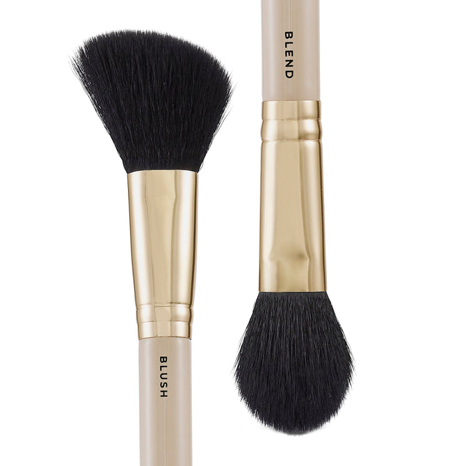 The Blush & Blend Dual-Ended Makeup Brush