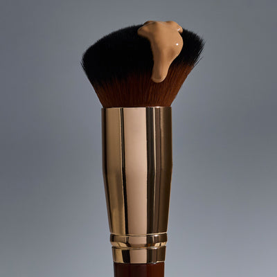 Pantherine Pro B27 Angled Buffing Foundation Brush